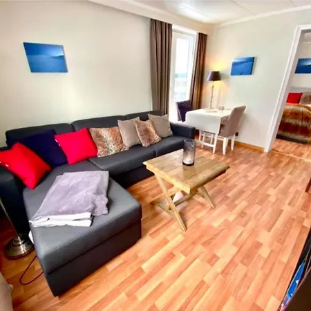 فندق Sanderstolen Hotell *