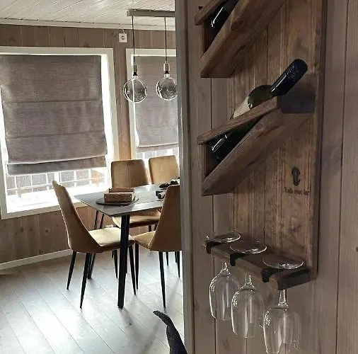 Отель Sanderstolen Hotell